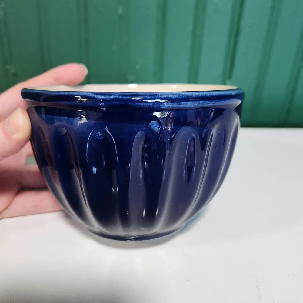 Pier 1 Imports Blue and Green Scalloped Sauce Bowls